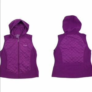 Columbia warmer days teal quilt&Fleece vest size M